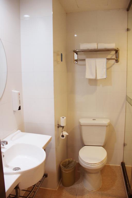 Hanting Express Beijing Guomao Room photo